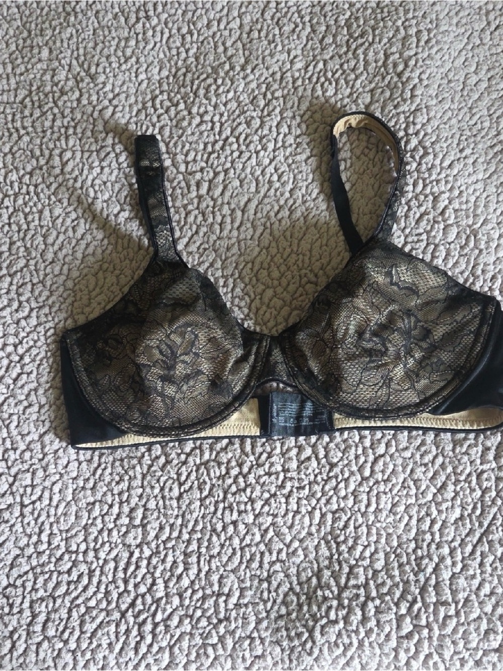 Black Lace Underwire Bra with Gold Lining